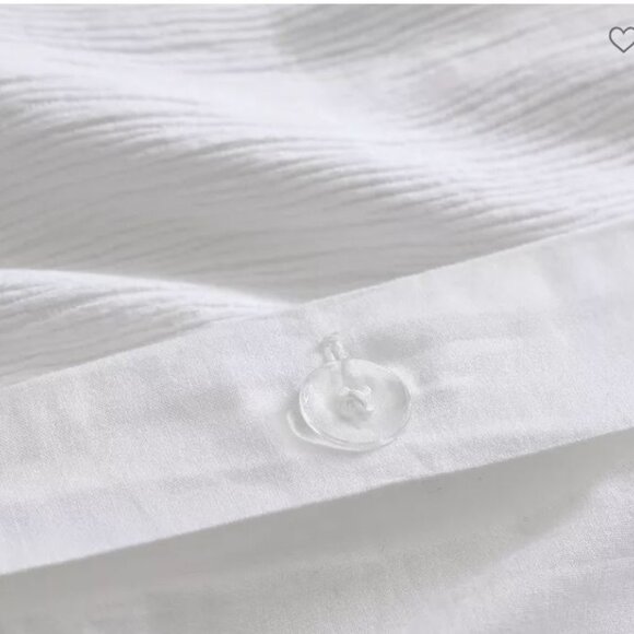 Vera Wang Solid Textured Pleats 3-Piece White Cotton King Duvet Cover Set - Picture 3 of 4